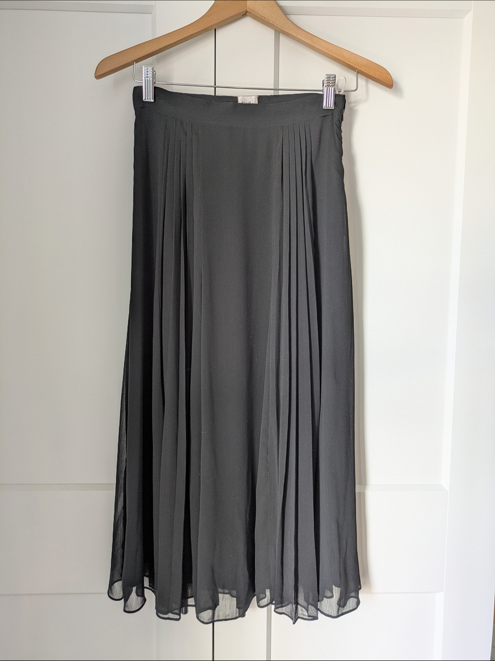 Little Moon Black Pleated Midi Skirt - Picture 2 of 3